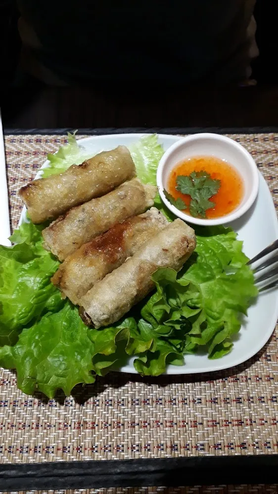 Nems Au Porc Et Au Poulet